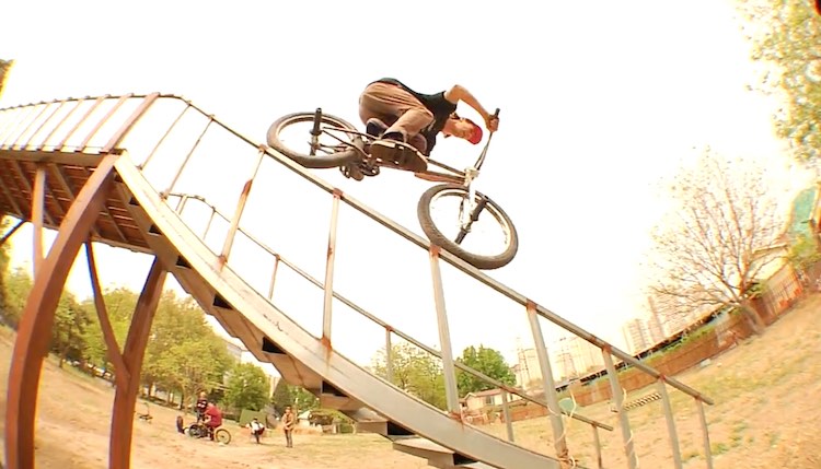 Toey In China BMX video