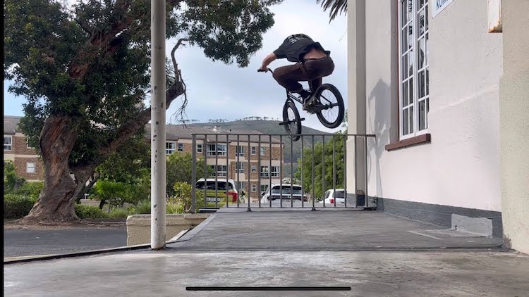 Murray Loubser Visitor BMX video