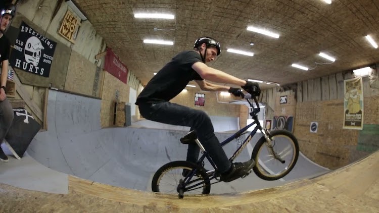 Team Illinois at the Gnar Barn BMX video
