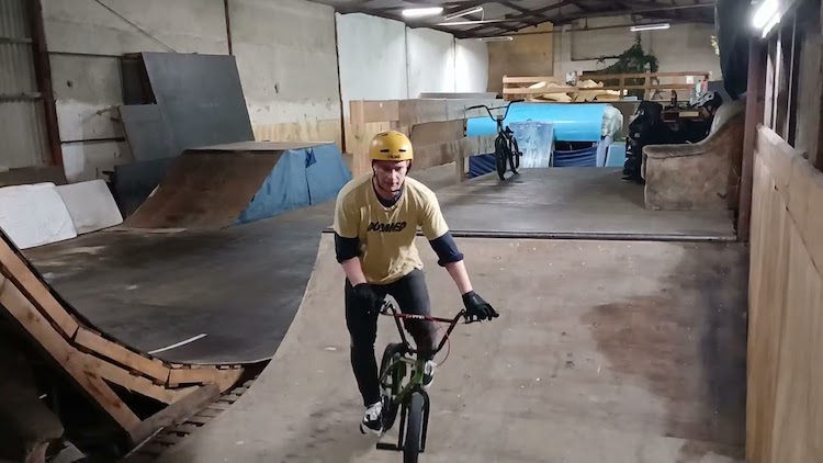 Kuba Spurny Microramp Lip Tricks V3 BMX